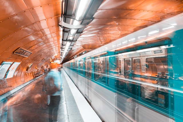 Metro di Parigi