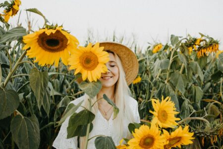 Trad Wives 3.0: è così sbagliato essere ragazze casalinghe?