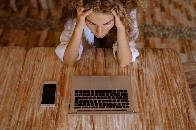 pretendere di essere sempre donne multitasking può portare al burnout